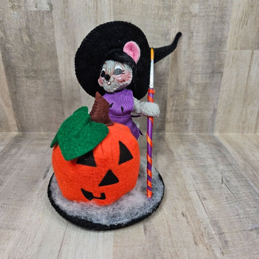 Annalee Witch Mouse Painter Artist Pumpkin Halloween 2016‎